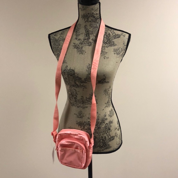 lesportensacar charlie crossbody